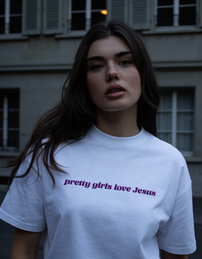 Shirt pretty girls love Jesus